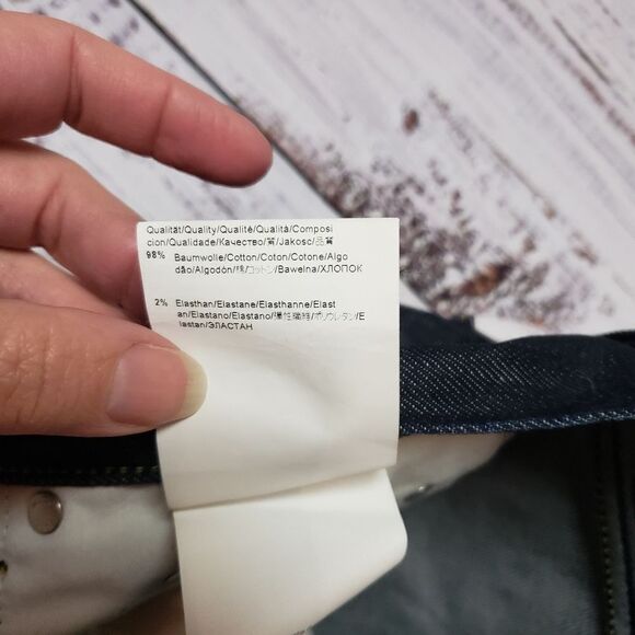 Men's Jeans by Hugo Boss stretch 32 dark wash. - Picture 11 of 12